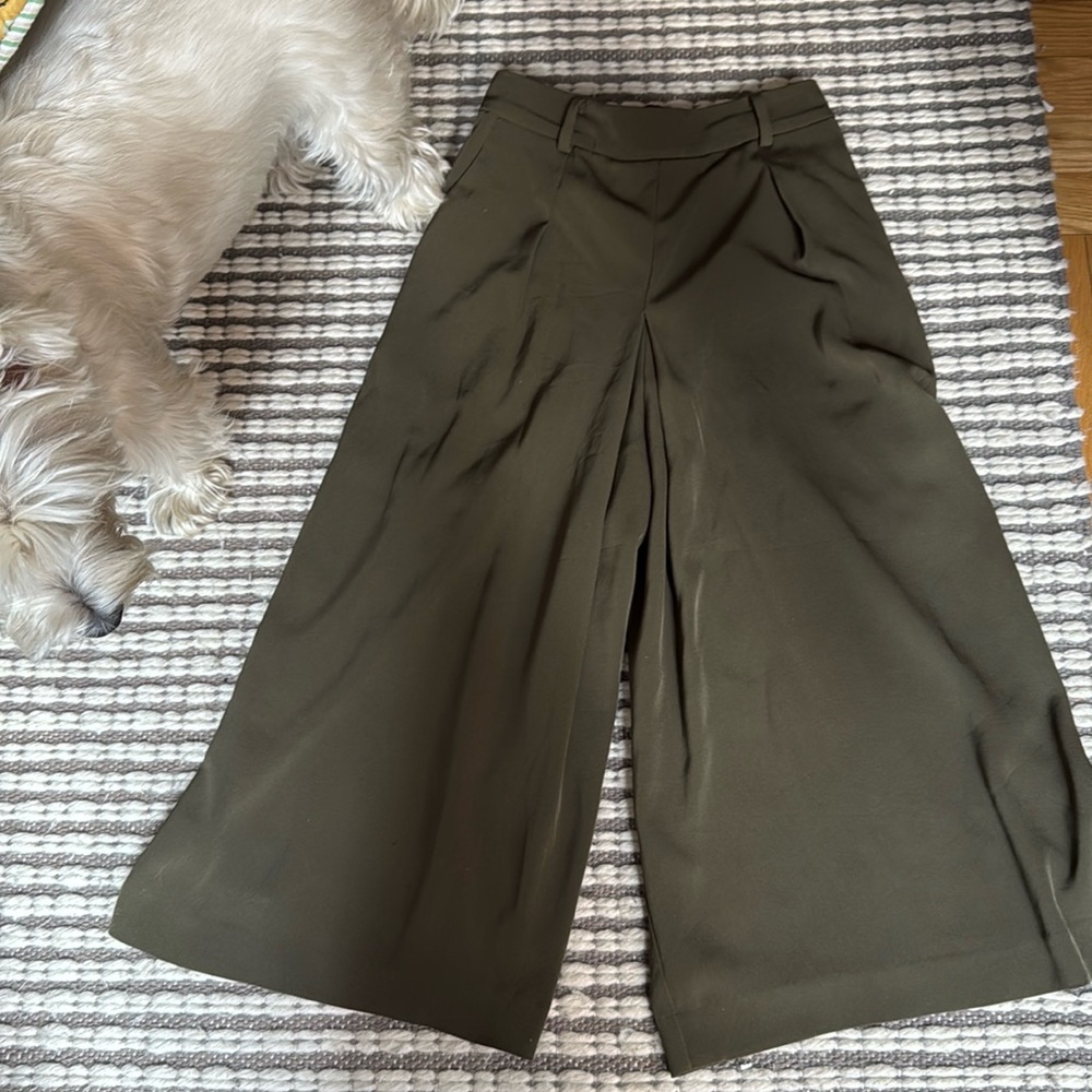 Uniqlo culotte pants